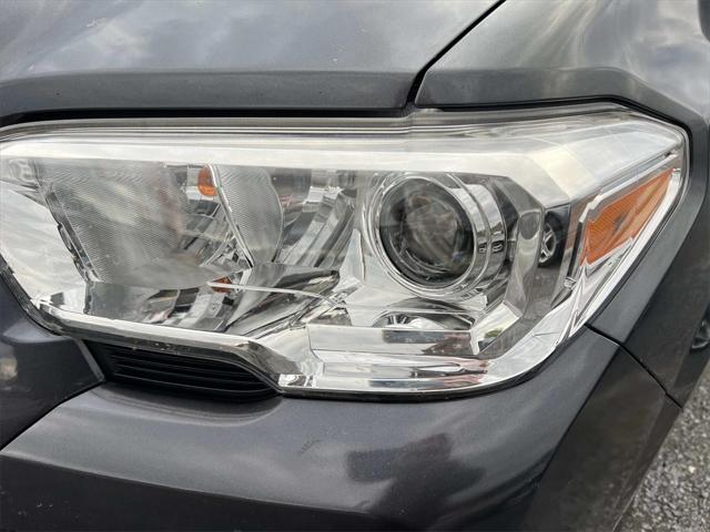 2021 Toyota Tacoma SR V6 2021 Toyota Tacoma SR V6