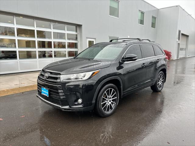 2017 Toyota Highlander SE V6