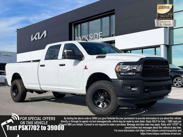 2024 RAM 3500 Tradesman Crew Cab 4x4 8 Box
