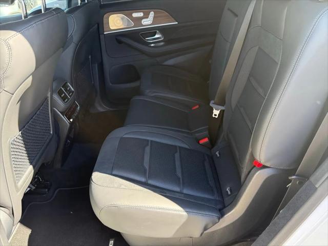 2026 Mercedes-Benz GLS AMG GLS 63 4MATIC+