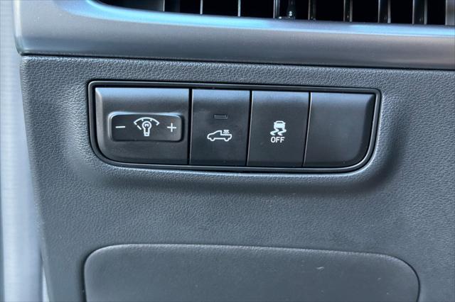 2026 Hyundai Santa Cruz SE