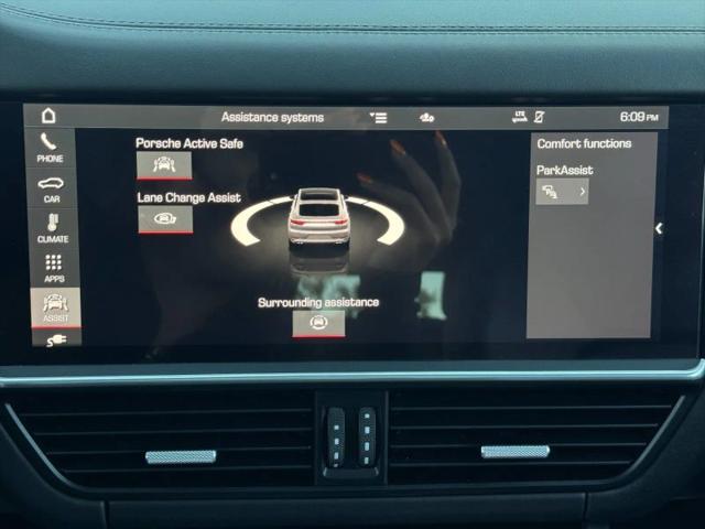 2021 Porsche Cayenne E-Hybrid Turbo S