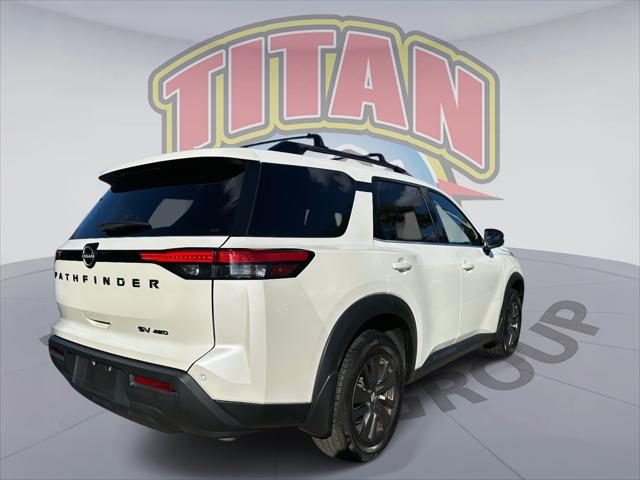 2022 Nissan Pathfinder SV 4WD [2]