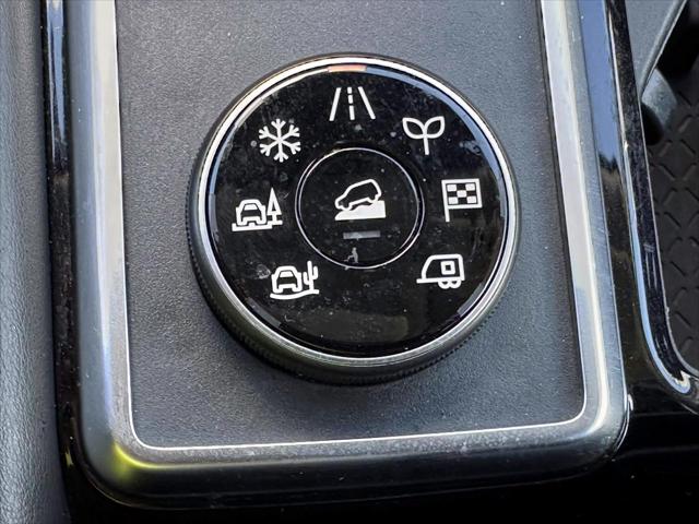 2022 Nissan Pathfinder SV 4WD [28]