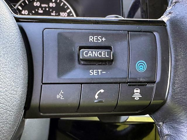 2022 Nissan Pathfinder SV 4WD [31]