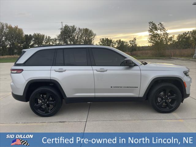 2023 Jeep Grand Cherokee Altitude 4x4 2023 Jeep Grand Cherokee Altitude 4x4