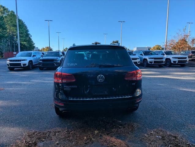 2012 Volkswagen Touareg VR6 Lux