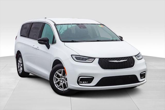 2024 Chrysler Pacifica Touring L 2024 Chrysler Pacifica Touring L