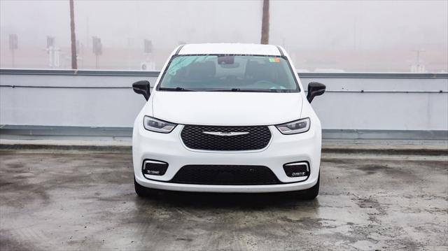 2024 Chrysler Pacifica Touring L 2024 Chrysler Pacifica Touring L