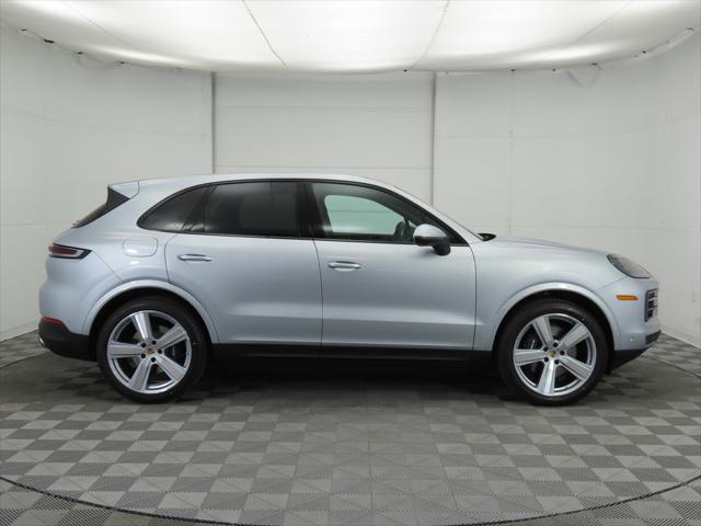 2025 Porsche Cayenne Unknown