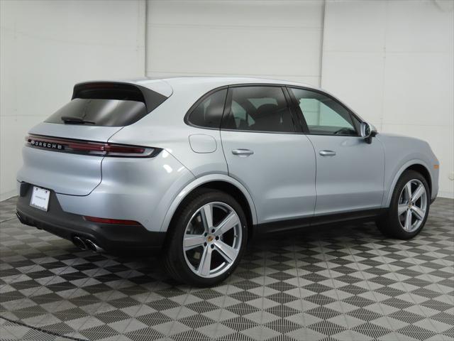 2025 Porsche Cayenne Unknown