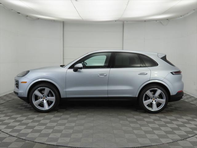 2025 Porsche Cayenne Unknown