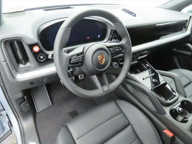 2025 Porsche Cayenne Unknown