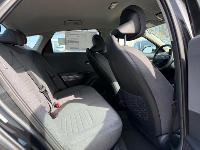 2025 Kia K4 EX