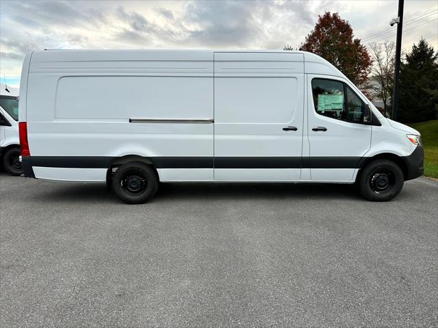 2026 Mercedes-Benz Sprinter Cargo Van High Roof 4-Cyl Diesel HO