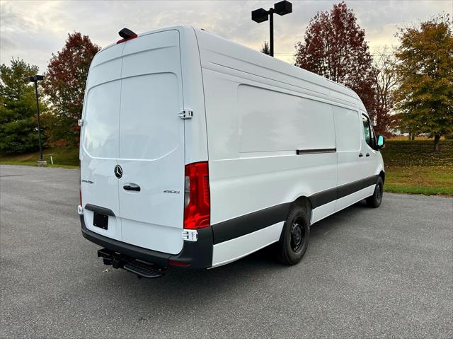 2026 Mercedes-Benz Sprinter Cargo Van High Roof 4-Cyl Diesel HO