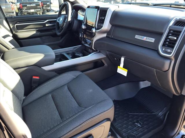 2026 Ram 1500 Lone Star Crew Cab 4x4 5'7" Box