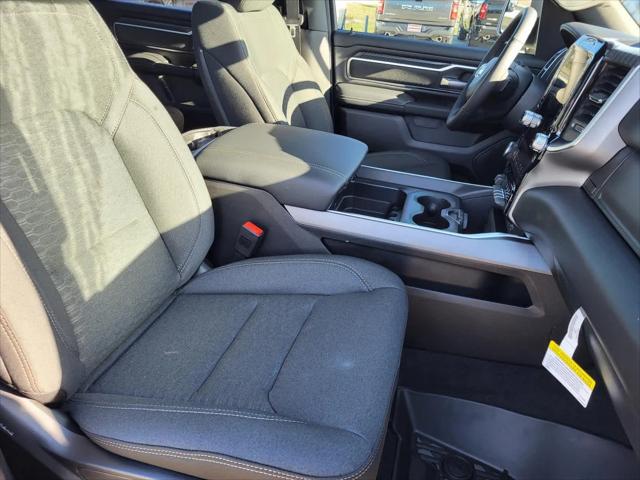 2026 Ram 1500 Lone Star Crew Cab 4x4 5'7" Box