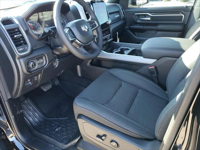 2026 Ram 1500 Lone Star Crew Cab 4x4 5'7" Box