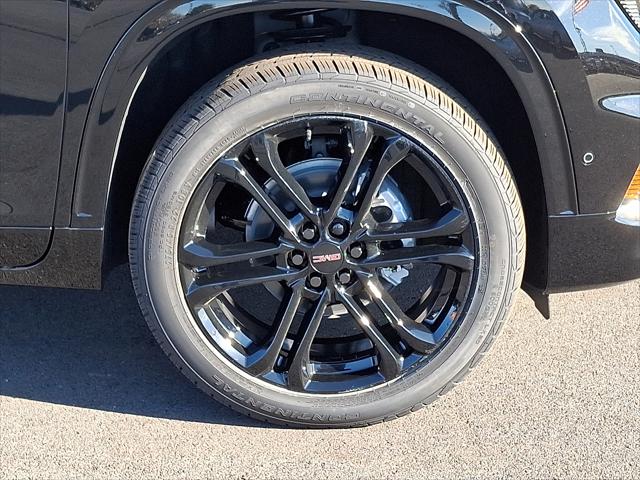 2026 GMC Acadia Denali AWD