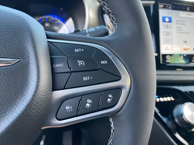 2026 Chrysler Pacifica Select AWD