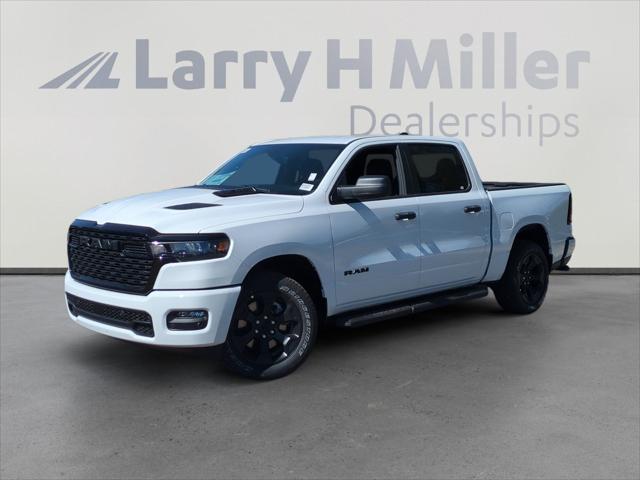 2026 RAM Ram 1500 RAM 1500 EXPRESS CREW CAB 4X4 57 BOX