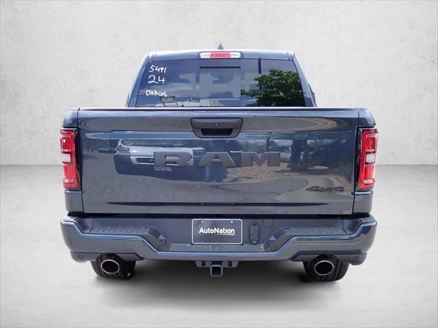 2026 RAM Ram 1500 RAM 1500 EXPRESS CREW CAB 4X4 57 BOX