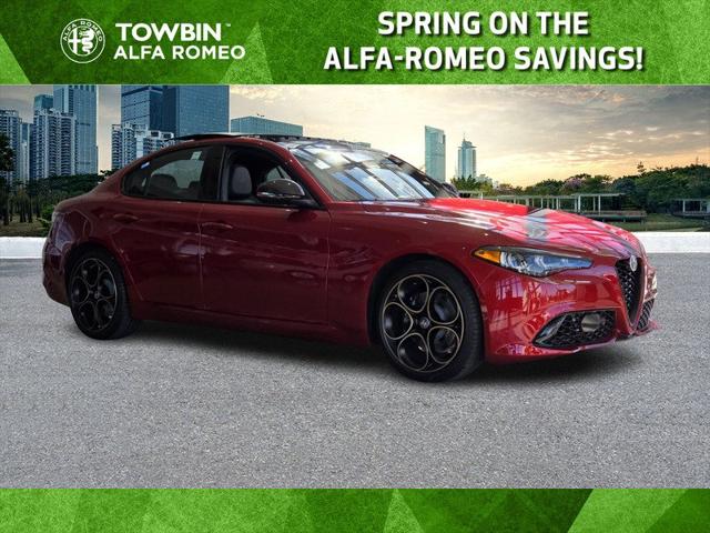 2025 Alfa Romeo Giulia GIULIA INTENSA RWD