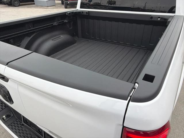 2026 Ram 1500 Limited Crew Cab 4x4 5'7" Box