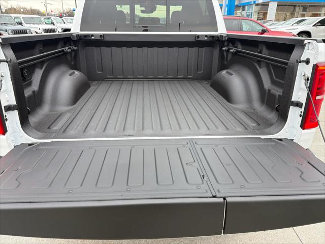 2026 Ram 1500 Limited Crew Cab 4x4 5'7" Box