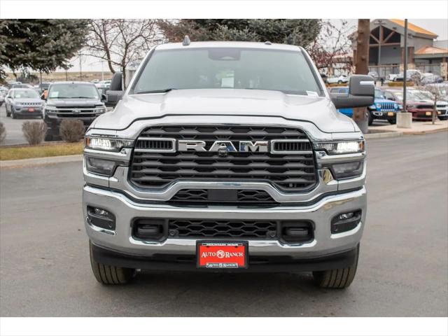 2026 RAM Ram 3500 RAM 3500 TRADESMAN CREW CAB 4X4 8 BOX