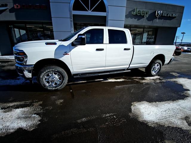 2026 RAM Ram 2500 RAM 2500 TRADESMAN CREW CAB 4X4 8 BOX