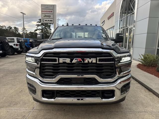 2026 RAM 2500 RAM 2500 TRADESMAN CREW CAB 4X4 64 BOX