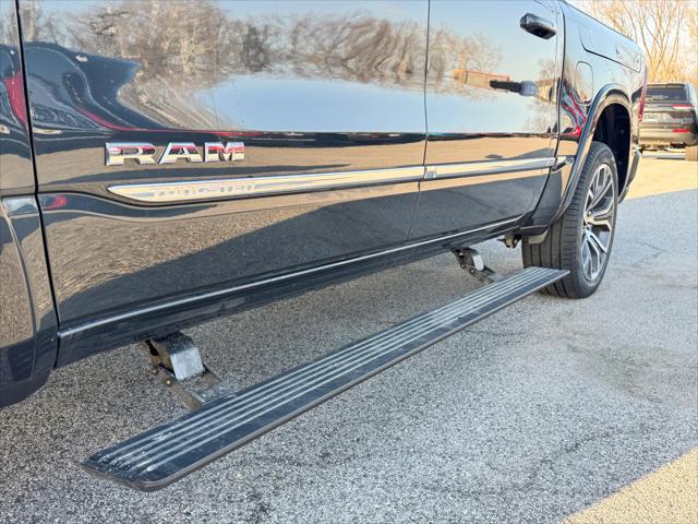 2026 Ram 1500 Tungsten Crew Cab 4x4 5'7" Box