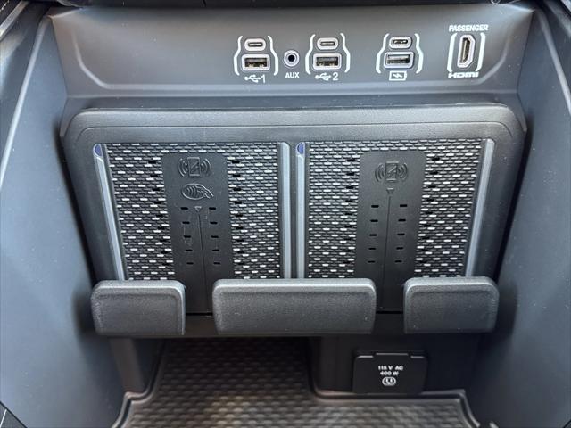2026 Ram 1500 Tungsten Crew Cab 4x4 5'7" Box