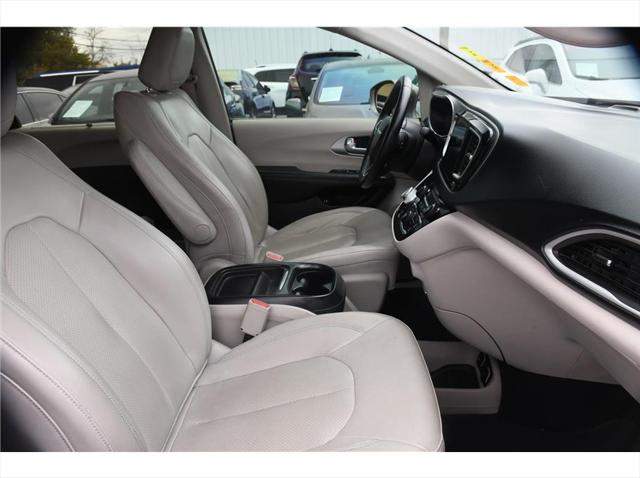 2018 Chrysler Pacifica Hybrid Touring L