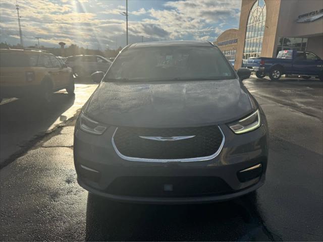 2022 Chrysler Pacifica Hybrid Touring L 2022 Chrysler Pacifica Hybrid Touring L