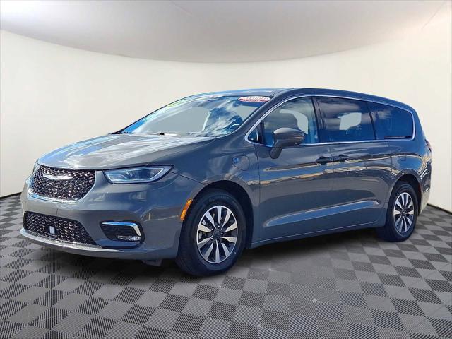 2022 Chrysler Pacifica Hybrid Touring L 2022 Chrysler Pacifica Hybrid Touring L