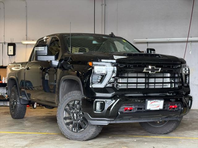 2025 Chevrolet Silverado 2500HD 4WD Crew Cab Standard Bed LT