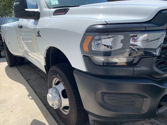 2024 RAM 3500 Tradesman Regular Cab 4x4 8 Box 2024 RAM 3500 Tradesman Regular Cab 4x4 8 Box