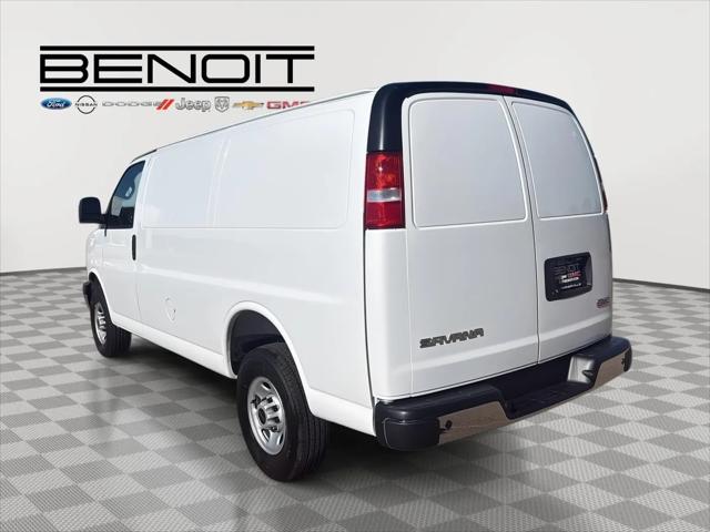 2025 GMC Savana Cargo RWD 3500 Regular Wheelbase Work Van
