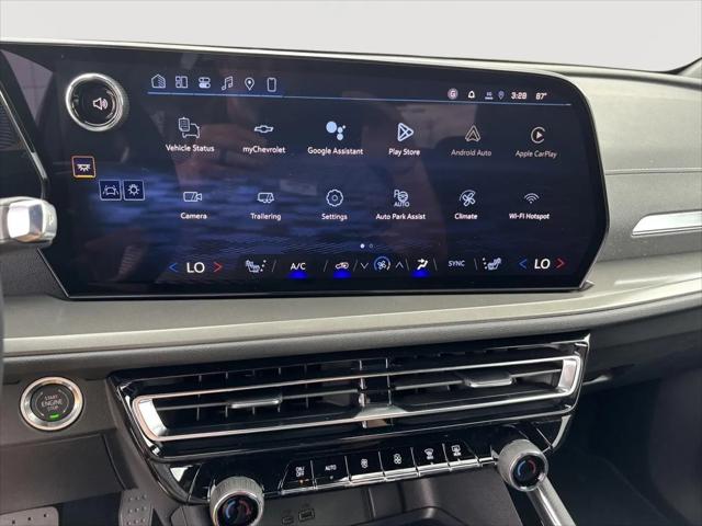 2026 Chevrolet Traverse FWD LT