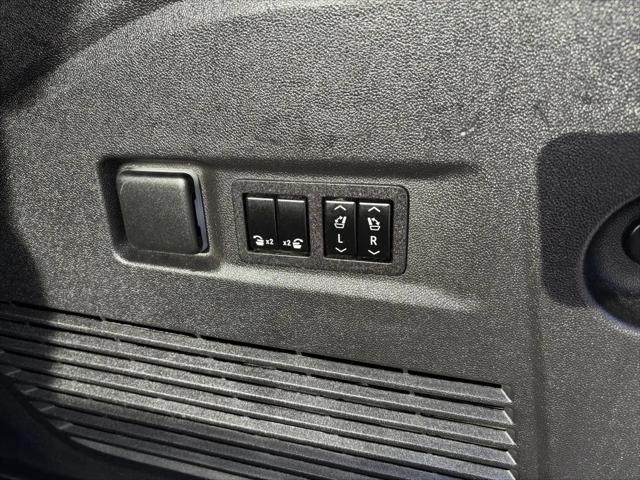 2022 GMC Yukon XL 2WD SLT