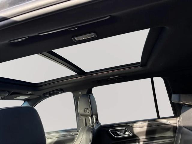 2022 GMC Yukon XL 2WD SLT