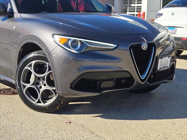 2022 Alfa Romeo Stelvio Ti AWD 2022 Alfa Romeo Stelvio Ti AWD