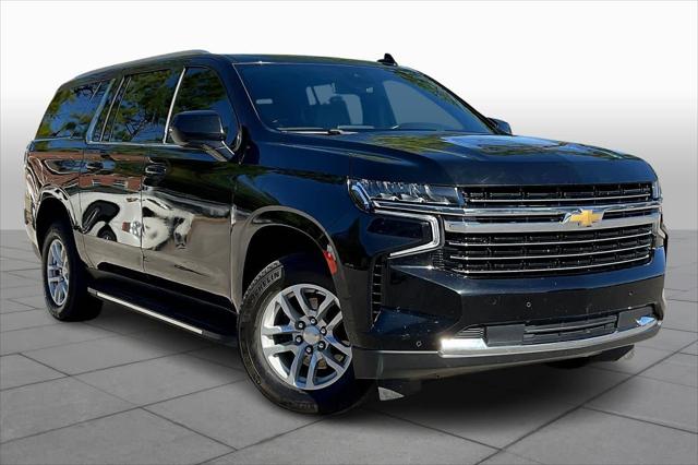 2023 Chevrolet Suburban 4WD LT