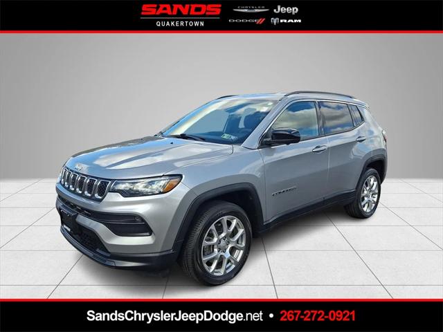 2023 Jeep Compass Latitude Lux FWD 2023 Jeep Compass Latitude Lux FWD