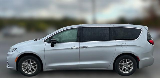 2024 Chrysler Pacifica Touring L 2024 Chrysler Pacifica Touring L