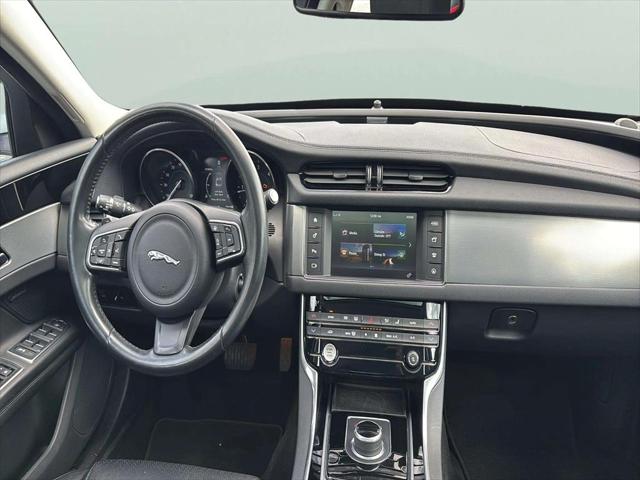 2017 Jaguar XF 20d Prestige