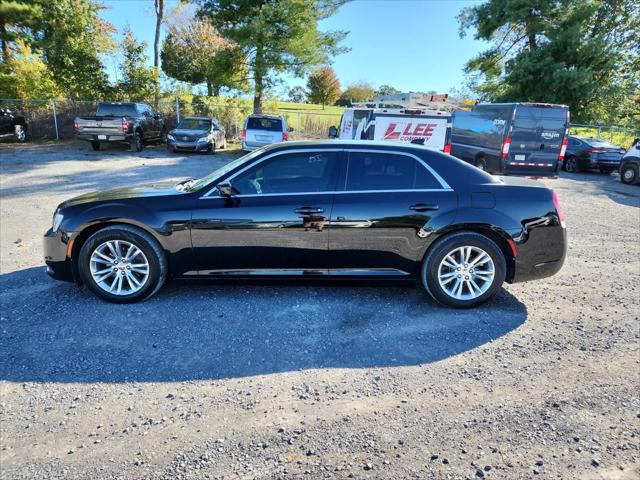 2019 Chrysler 300 Touring L 2019 Chrysler 300 Touring L